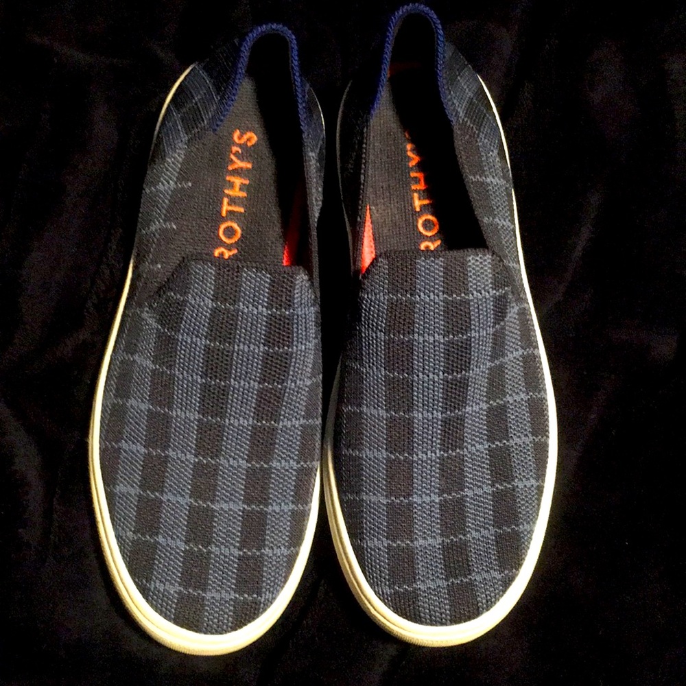 Rothy’s size 6 light blue and dark blue with white